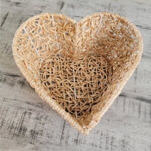 Farmhouse Cottage Style Heart Natural Woven Basket